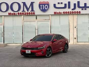 كيا  كي 5  2021  اوتوماتيك  64,000 كم  4 سلندر  دفع خلفي  سيدان  أحمر