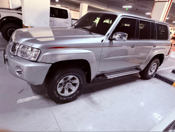 Nissan  Patrol  Safari  2024  Manual  0 Km  6 Cylinder  Four Wheel Drive (4WD)  SUV  Silver  With Warranty