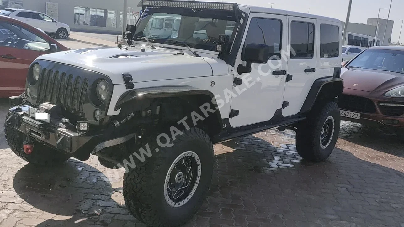 Jeep Wrangler Sahara 2015 Automatic 22,000 Km 6 Cylinder Four Wheel Drive (4WD) SUV White