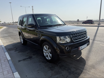 لاند روفر  4 إل آر  اس اي  2016  اوتوماتيك  87,000 كم  6 سلندر  دفع رباعي  اس يو في  أسود