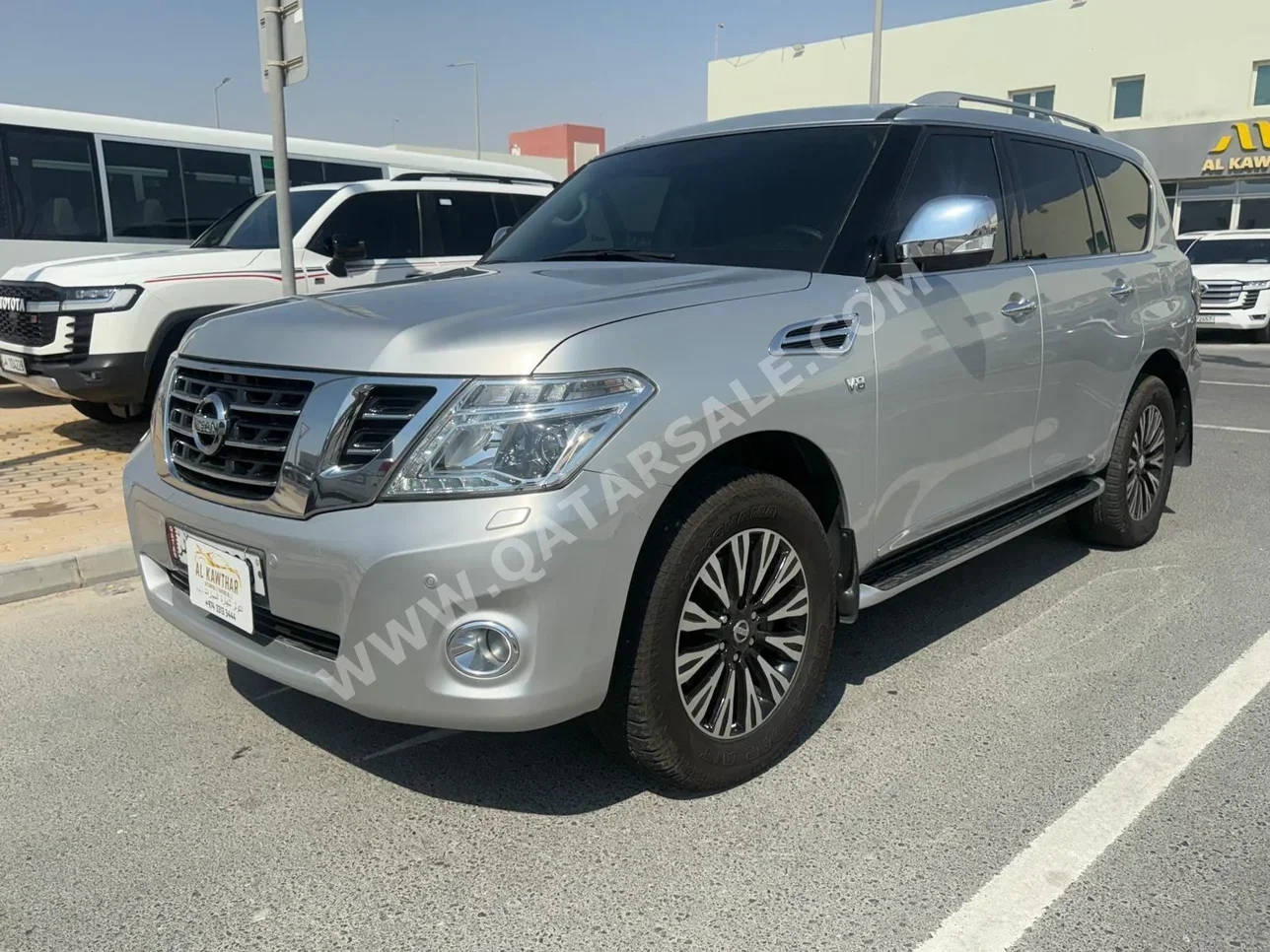 Nissan  Patrol  Platinum  2019  Automatic  169,000 Km  6 Cylinder  Four Wheel Drive (4WD)  SUV  Silver