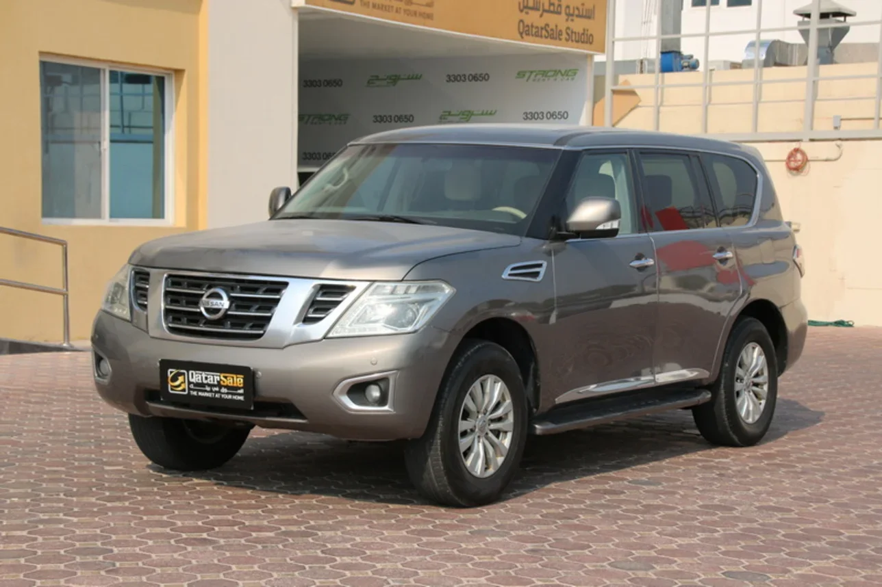 نيسان باترول اس اي 2017 اوتوماتيك 195,000 كم 6 سلندر دفع رباعي اس يو في رمادي