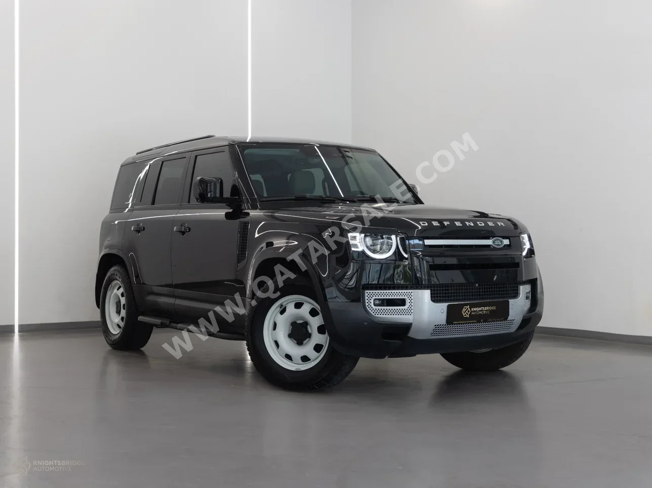 Land Rover  Defender  110 SE  2023  Automatic  14,600 Km  4 Cylinder  Four Wheel Drive (4WD)  SUV  Black  With Warranty
