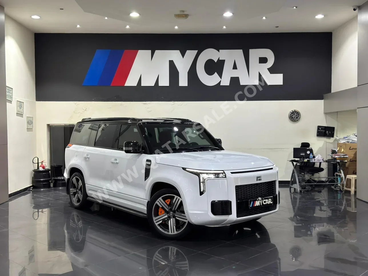 Rox Motor Jishi 01 2025 Automatic 18,000 Km 4 Cylinder Four Wheel Drive (4WD) SUV White With Warranty