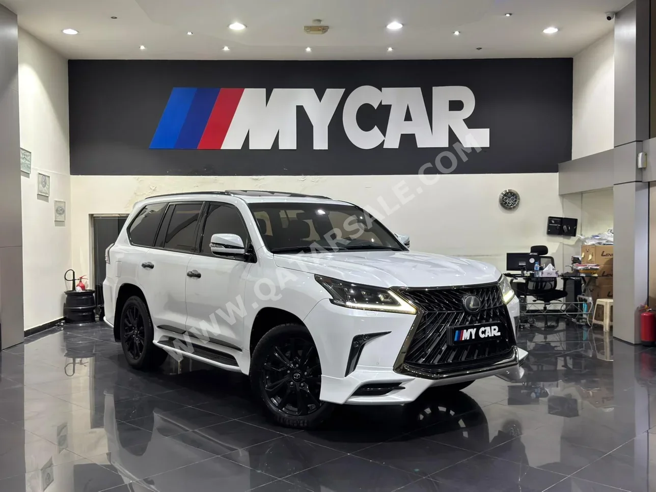 لكزس ال اكس 570 اس بلاك ايديشن 2020 اوتوماتيك 87,000 كم 8 سلندر دفع رباعي اس يو في أبيض