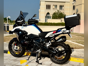BMW  R1250 GS Adventure -  2020 - Color Blue & white