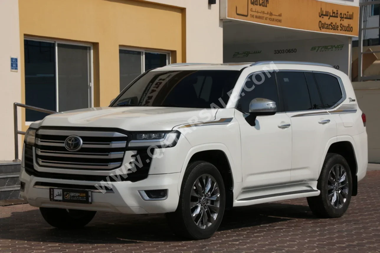 Toyota Land Cruiser VXR Twin Turbo 2022 Automatic 166,000 Km 6 Cylinder Four Wheel Drive (4WD) SUV White