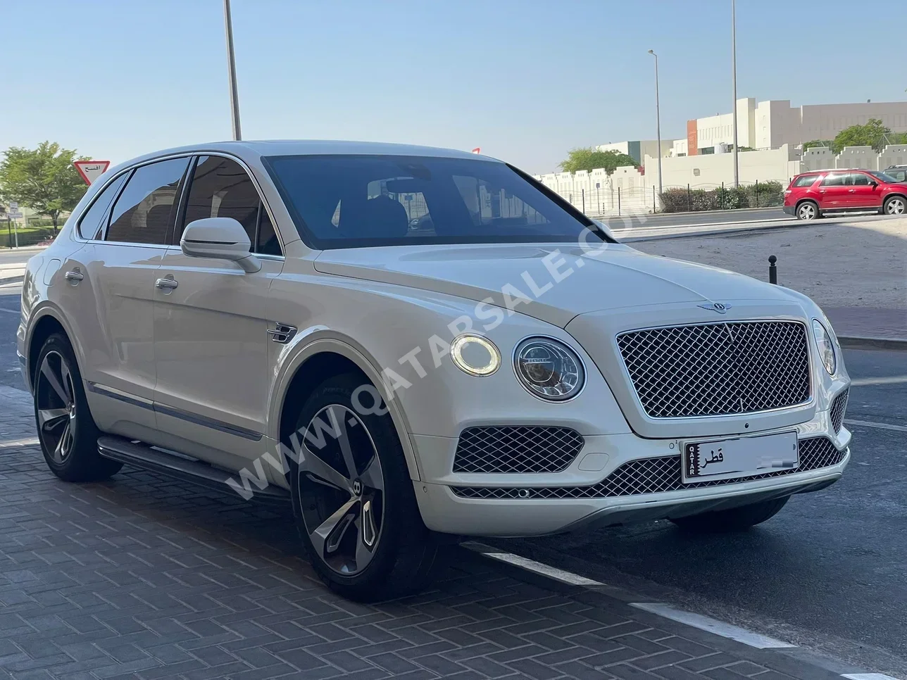Bentley  Bentayga  2017  Automatic  112,000 Km  12 Cylinder  Four Wheel Drive (4WD)  SUV  Pearl
