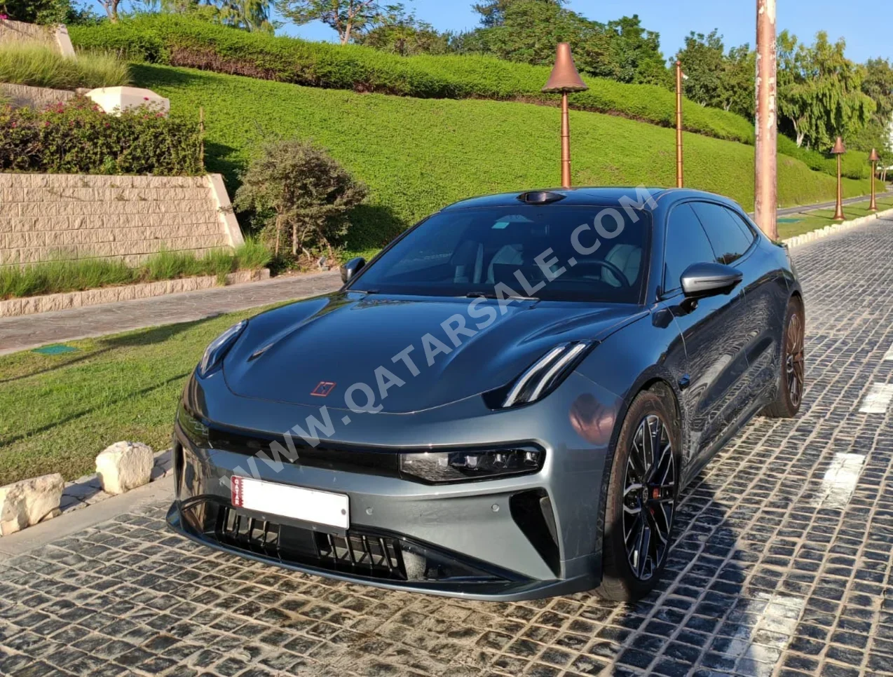 Zeekr 001 2025 Automatic 11,000 Km 0 Cylinder All Wheel Drive (AWD) Sedan Gray With Warranty