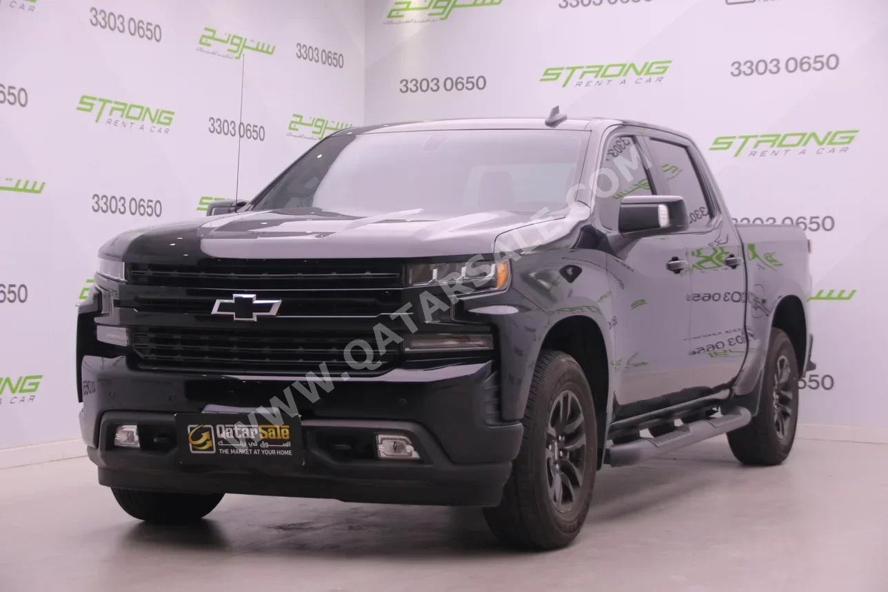 شفروليه سلفرادو ار اس تي 2021 اوتوماتيك 110,787 كم 8 سلندر دفع رباعي بيكب أسود