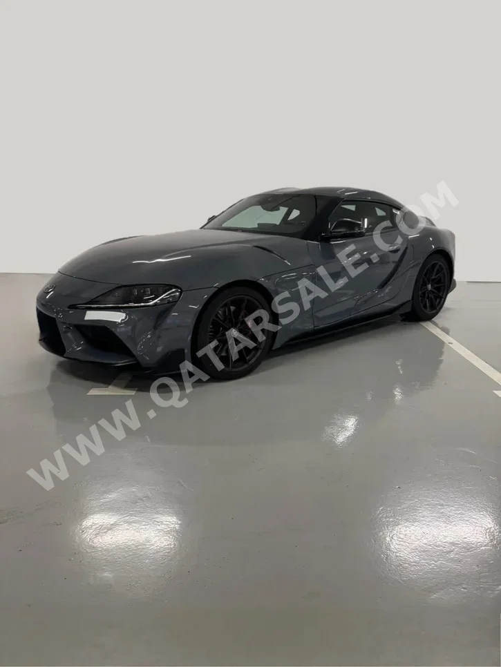 تويوتا سوبرا جي ار 2024 عادي 6,000 كم 6 سلندر دفع خلفي كوبيه \ سبورت رمادي غامق تحت الضمان