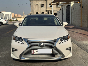 لكزس  إيه أس  350  2018  اوتوماتيك  183,000 كم  6 سلندر  دفع خلفي  سيدان  أوف وايت