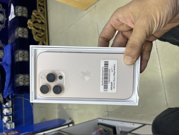 Mobile Phones Apple - Iphone 16 - Pro - Natural Titanium - 256 GB