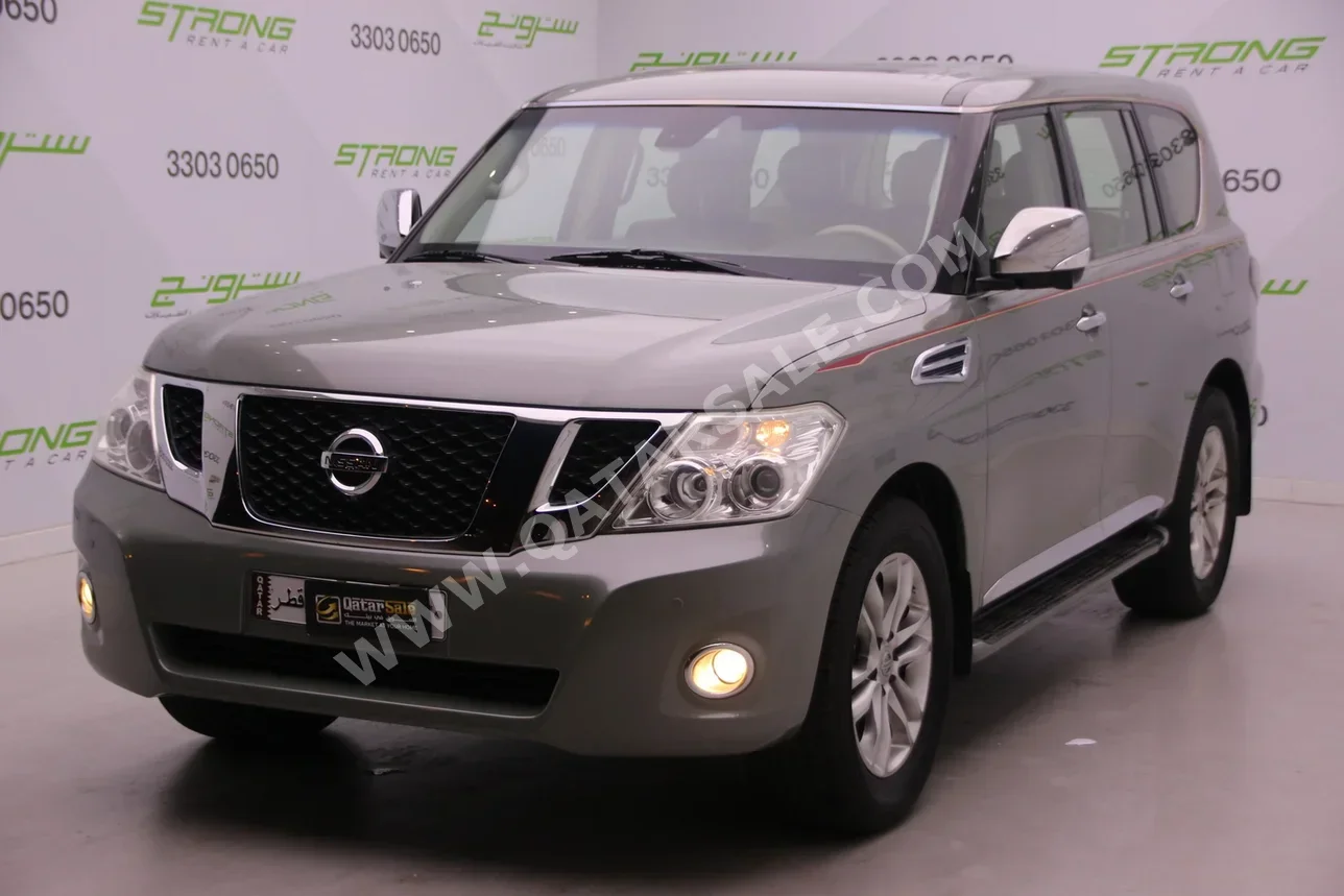 نيسان  باترول  ال اي  2010  اوتوماتيك  44,000 كم  8 سلندر  دفع رباعي  اس يو في  اخضر فاتح