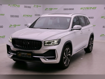 جيلي  مانجارو  لكجري  2023  اوتوماتيك  55,000 كم  4 سلندر  دفع رباعي  اس يو في  أبيض  تحت الضمان