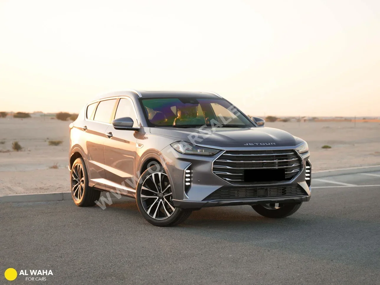 Jetour  X70  Plus Luxury  2025  Automatic  1,300 Km  4 Cylinder  Four Wheel Drive (4WD)  SUV  Gray  With Warranty