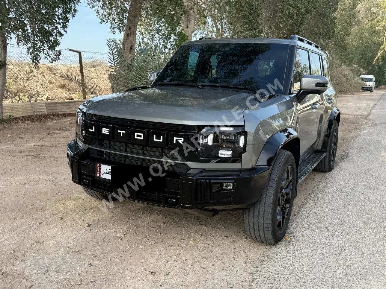 جيتور تي 2 2025 اوتوماتيك 43,000 كم 4 سلندر دفع رباعي اس يو في رمادي وأسود تحت الضمان