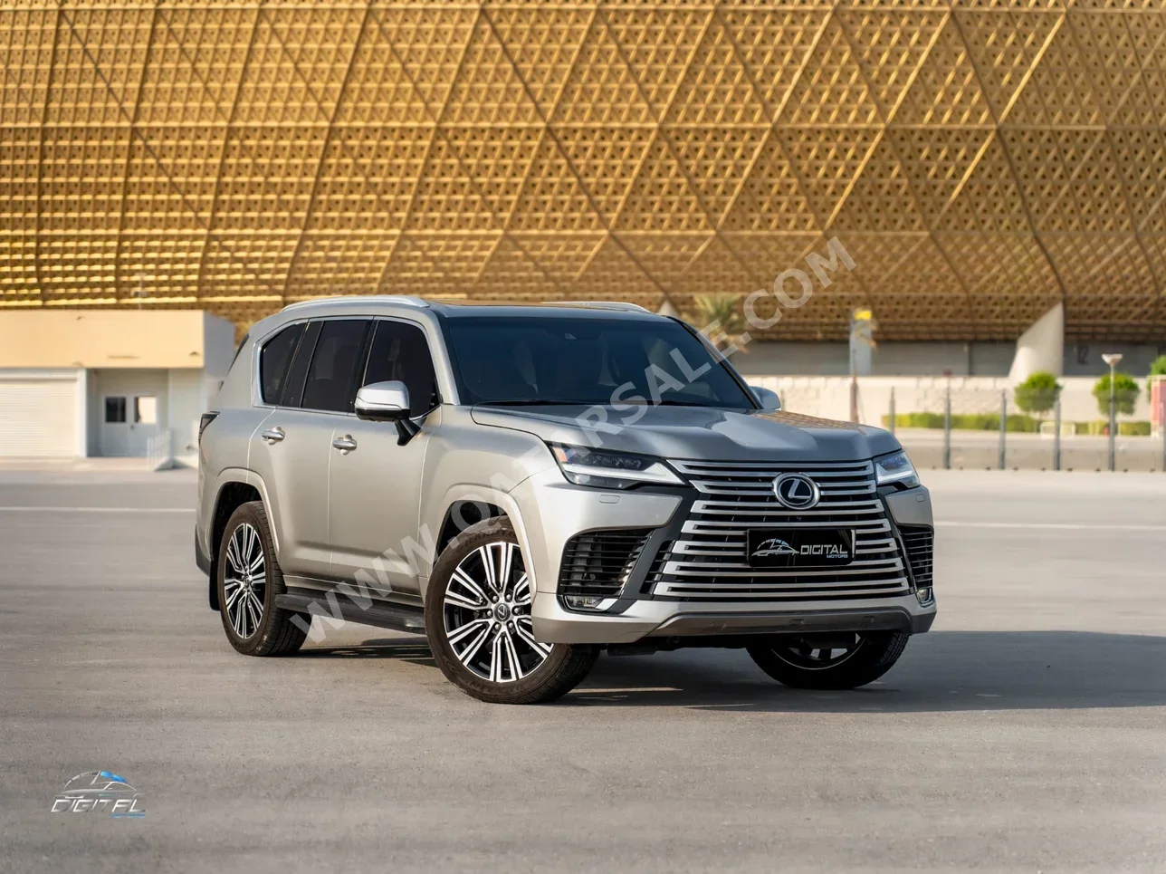 لكزس ال اكس 600 لكجري 2024 اوتوماتيك 16,000 كم 6 سلندر دفع رباعي اس يو في فضي تحت الضمان
