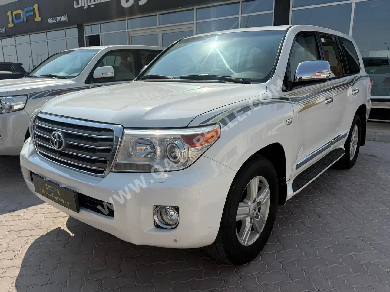 Toyota Land Cruiser VXR 2013 Automatic 399,000 Km 8 Cylinder Four Wheel Drive (4WD) SUV White