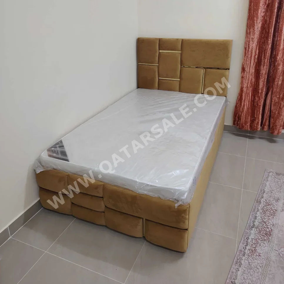 الأسّرة - فردي - الأصفر - متضمنة المرتبة