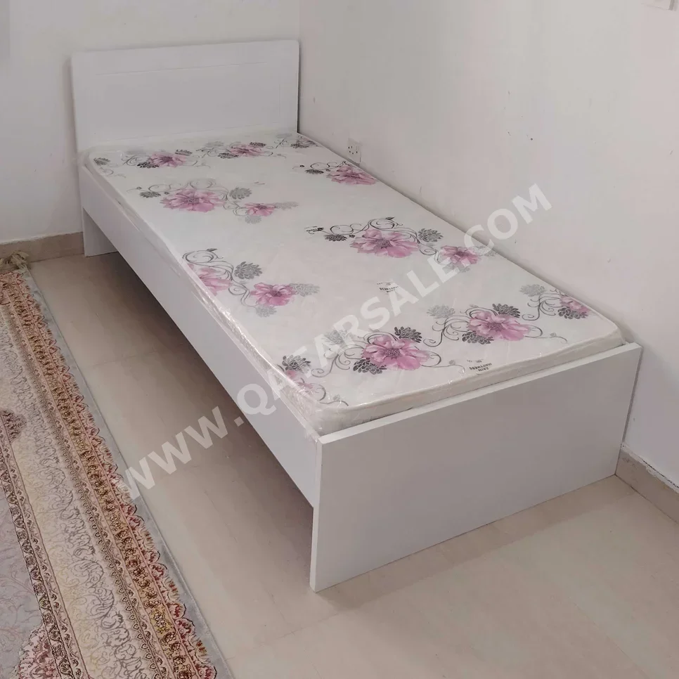 الأسّرة - فردي - أبيض - متضمنة المرتبة