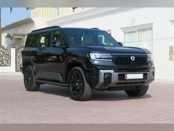 بي واي دي  دينزا  بي 8  2026  اوتوماتيك  0 كم  4 سلندر  دفع رباعي  اس يو في  أسود  تحت الضمان