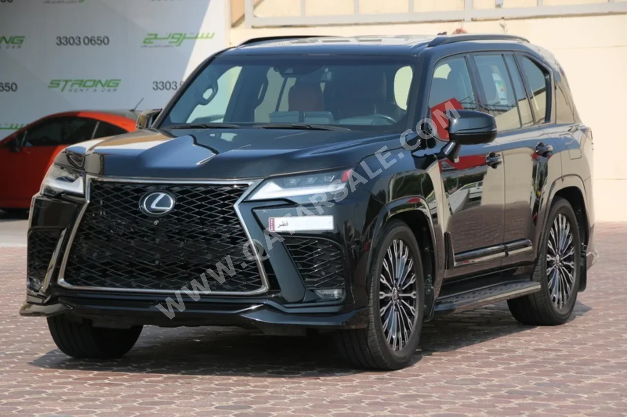 لكزس ال اكس 600 في اي بي 2022 اوتوماتيك 100,000 كم 6 سلندر دفع رباعي اس يو في أسود تحت الضمان