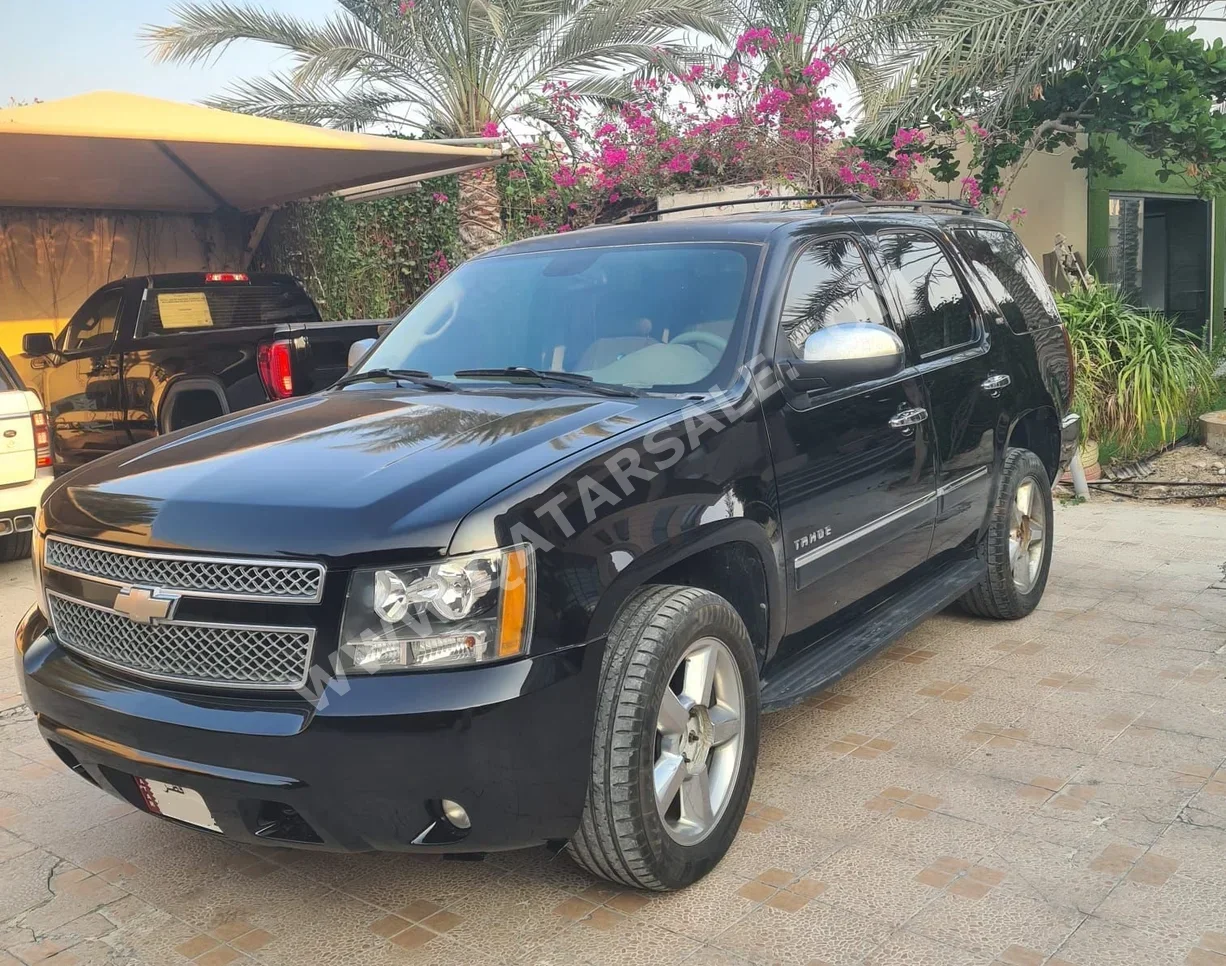 شفروليه تاهو ال تي زد 2011 اوتوماتيك 330,000 كم 8 سلندر دفع رباعي اس يو في أسود