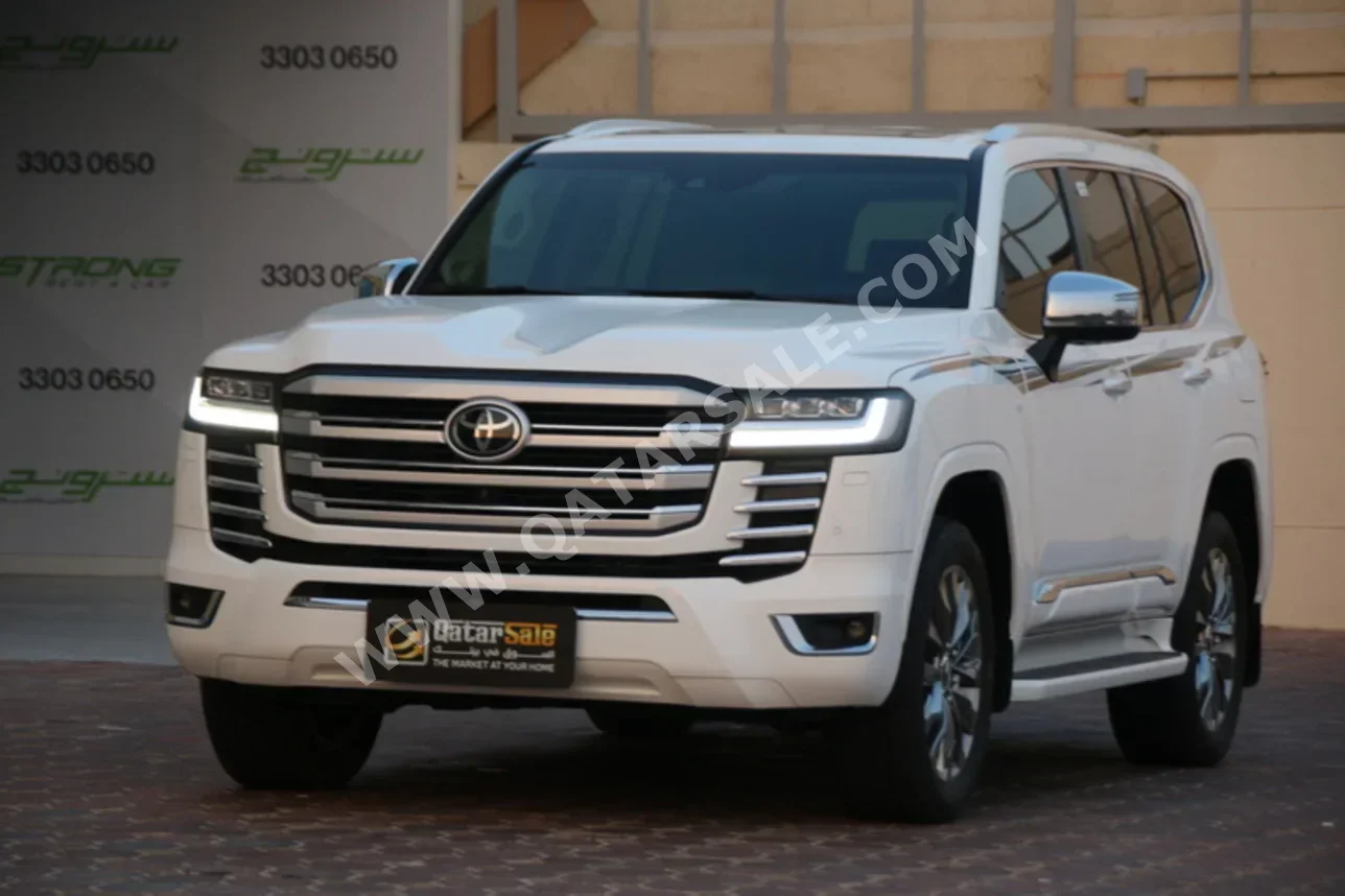 Toyota Land Cruiser VXR Twin Turbo 2024 Automatic 40,000 Km 6 Cylinder Four Wheel Drive (4WD) SUV White With Warranty