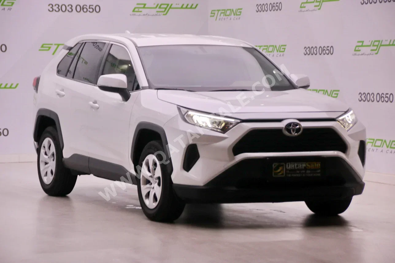 Toyota Rav 4 2024 Automatic 15,000 Km 4 Cylinder Four Wheel Drive (4WD) SUV White With Warranty