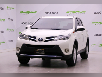 تويوتا  راف 4  2013  اوتوماتيك  211,000 كم  4 سلندر  دفع رباعي  اس يو في  أبيض لؤلؤي