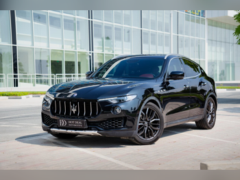 مزاراتي  ليفانت  كيو 4  2019  اوتوماتيك  148,000 كم  6 سلندر  دفع كلي مستمر  اس يو في  أسود