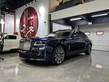 رولز - رويس  غوست  2024  اوتوماتيك  5,000 كم  12 سلندر  دفع كلي مستمر  سيدان  أزرق غامق  تحت الضمان