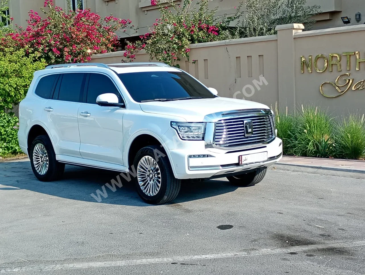 GWM  Tank  500  2025  Automatic  5,000 Km  4 Cylinder  All Wheel Drive (AWD)  SUV  White  With Warranty