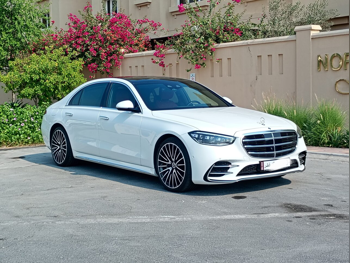 مرسيدس - بنز  اس - كلاس  450  2024  اوتوماتيك  7,000 كم  6 سلندر  دفع خلفي  سيدان  أبيض  تحت الضمان