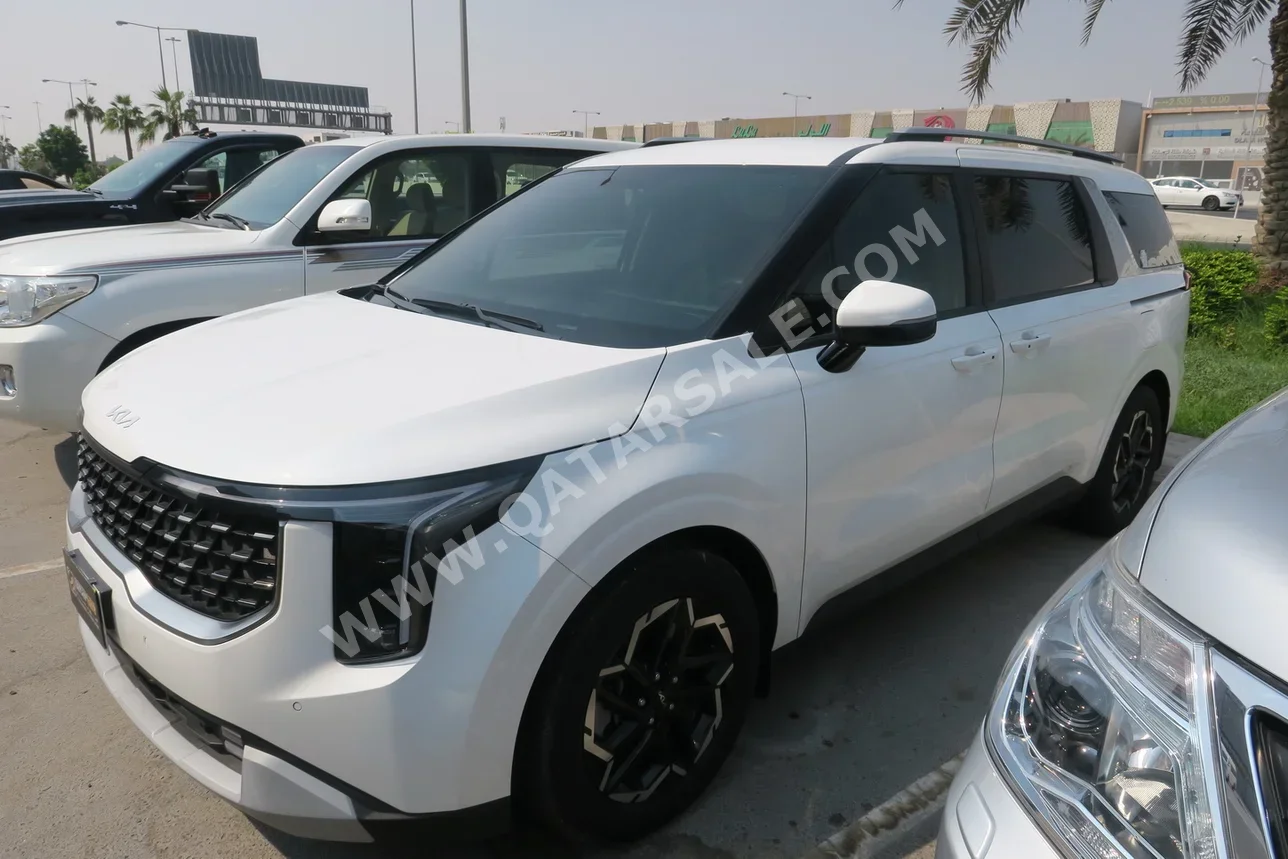 Kia  Carnival  2025  Automatic  14,000 Km  4 Cylinder  Front Wheel Drive (FWD)  Van / Bus  White  With Warranty