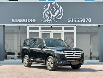 Toyota  Land Cruiser  GXR Twin Turbo  2023  Automatic  61,000 Km  6 Cylinder  Four Wheel Drive (4WD)  SUV  Black  With Warranty
