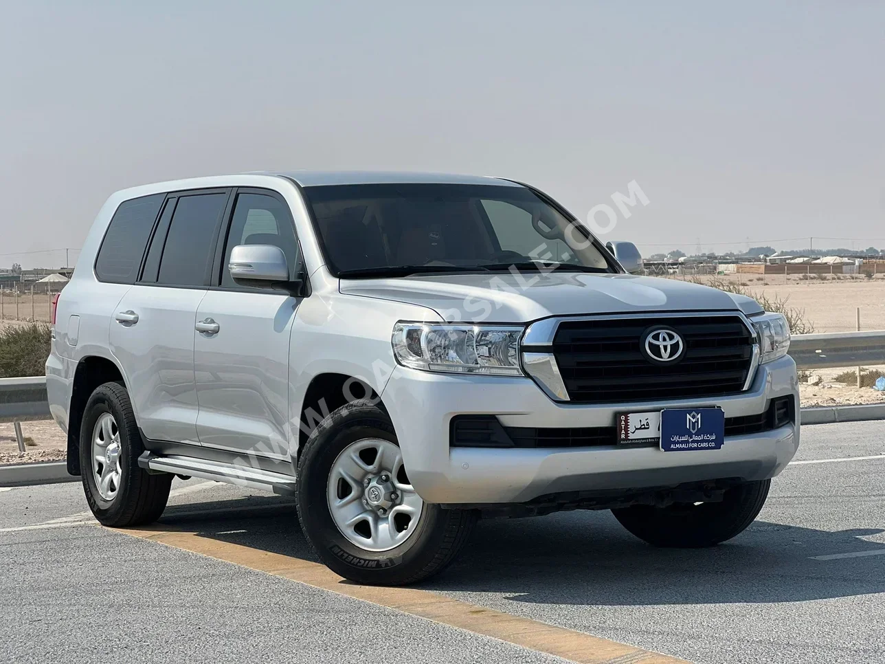 تويوتا  لاند كروزر  جي  2019  اوتوماتيك  205,000 كم  6 سلندر  دفع رباعي  اس يو في  فضي