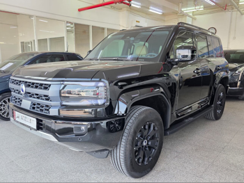 بي واي دي  دينزا  بي 5  2026  اوتوماتيك  0 كم  4 سلندر  دفع رباعي  اس يو في  أسود  تحت الضمان