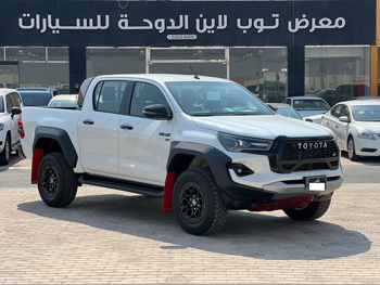 تويوتا  هاي لوكس  جي ار سبورت  2025  اوتوماتيك  0 كم  6 سلندر  دفع رباعي  بيكب  أبيض  تحت الضمان