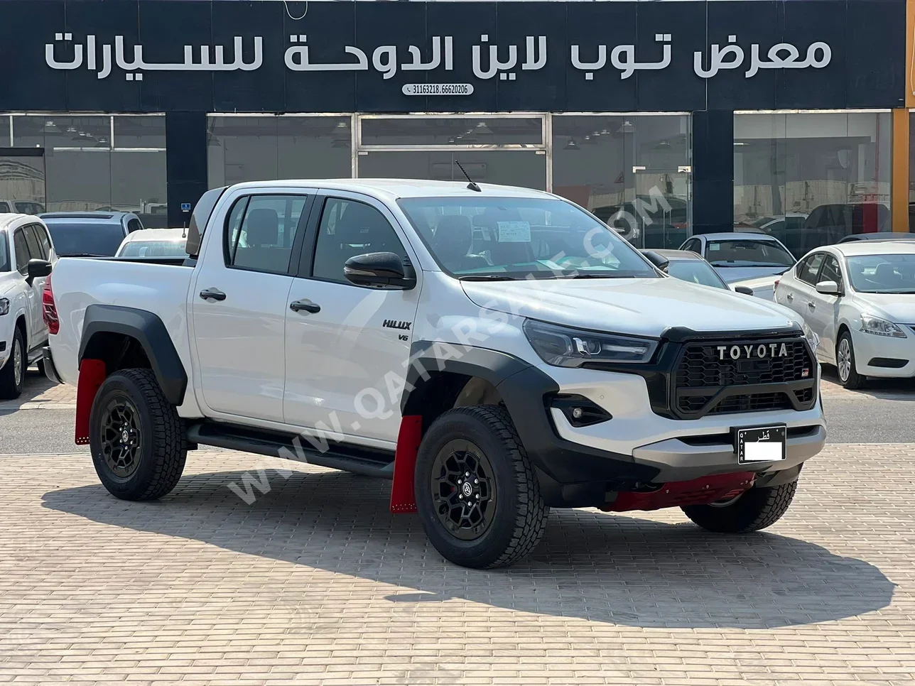 تويوتا هاي لوكس جي ار سبورت 2025 اوتوماتيك 0 كم 6 سلندر دفع رباعي بيكب أبيض تحت الضمان