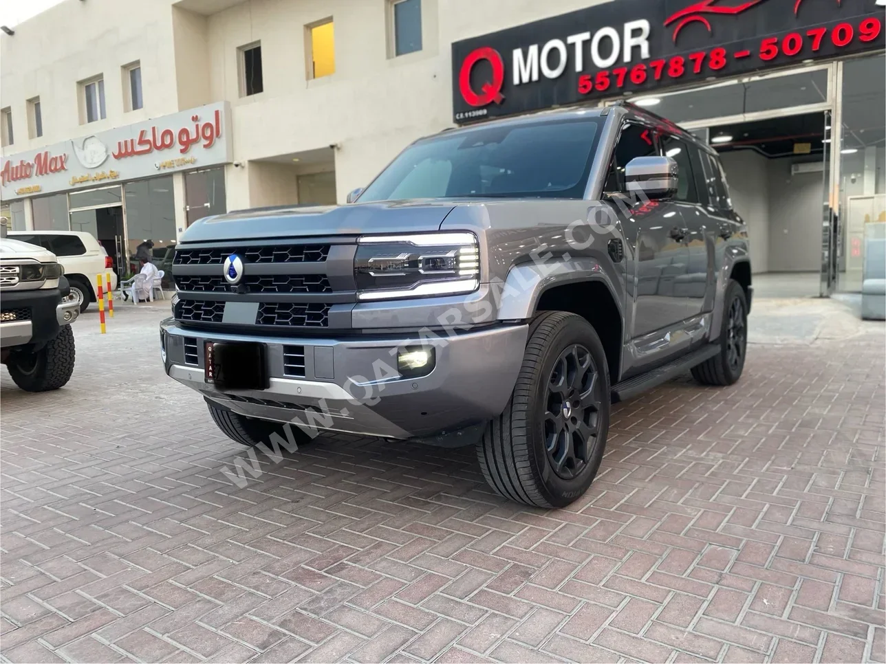 BYD  Denza  B5 Flag Ship  2026  Automatic  3,800 Km  4 Cylinder  Four Wheel Drive (4WD)  SUV  Gray  With Warranty