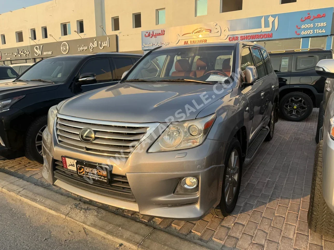 لكزس  ال اكس  570  2011  اوتوماتيك  251,000 كم  8 سلندر  دفع رباعي  اس يو في  رمادي