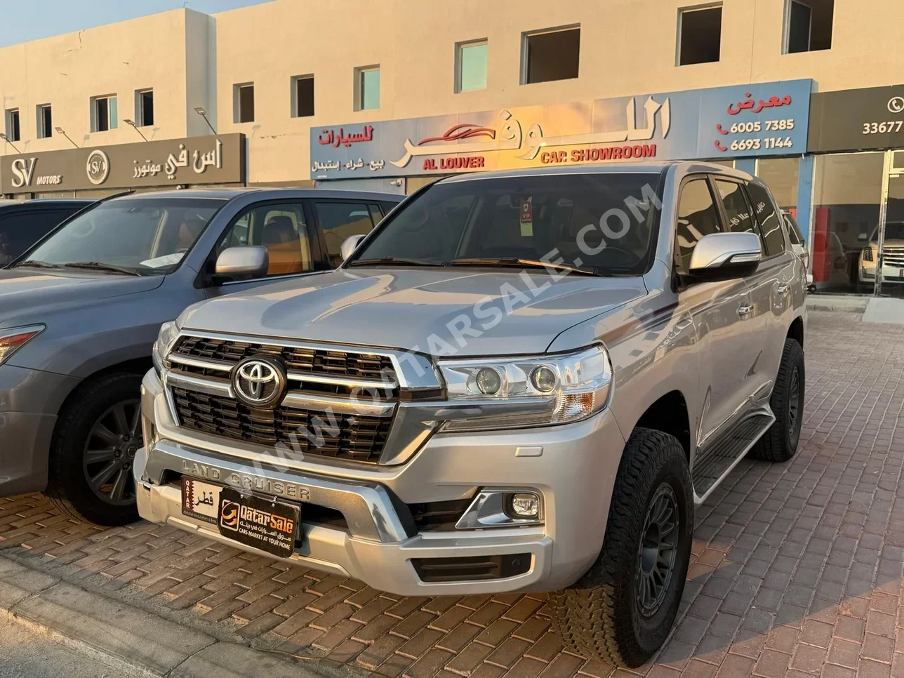 تويوتا لاند كروزر جي اكس ار 2020 اوتوماتيك 115,000 كم 8 سلندر دفع رباعي اس يو في فضي