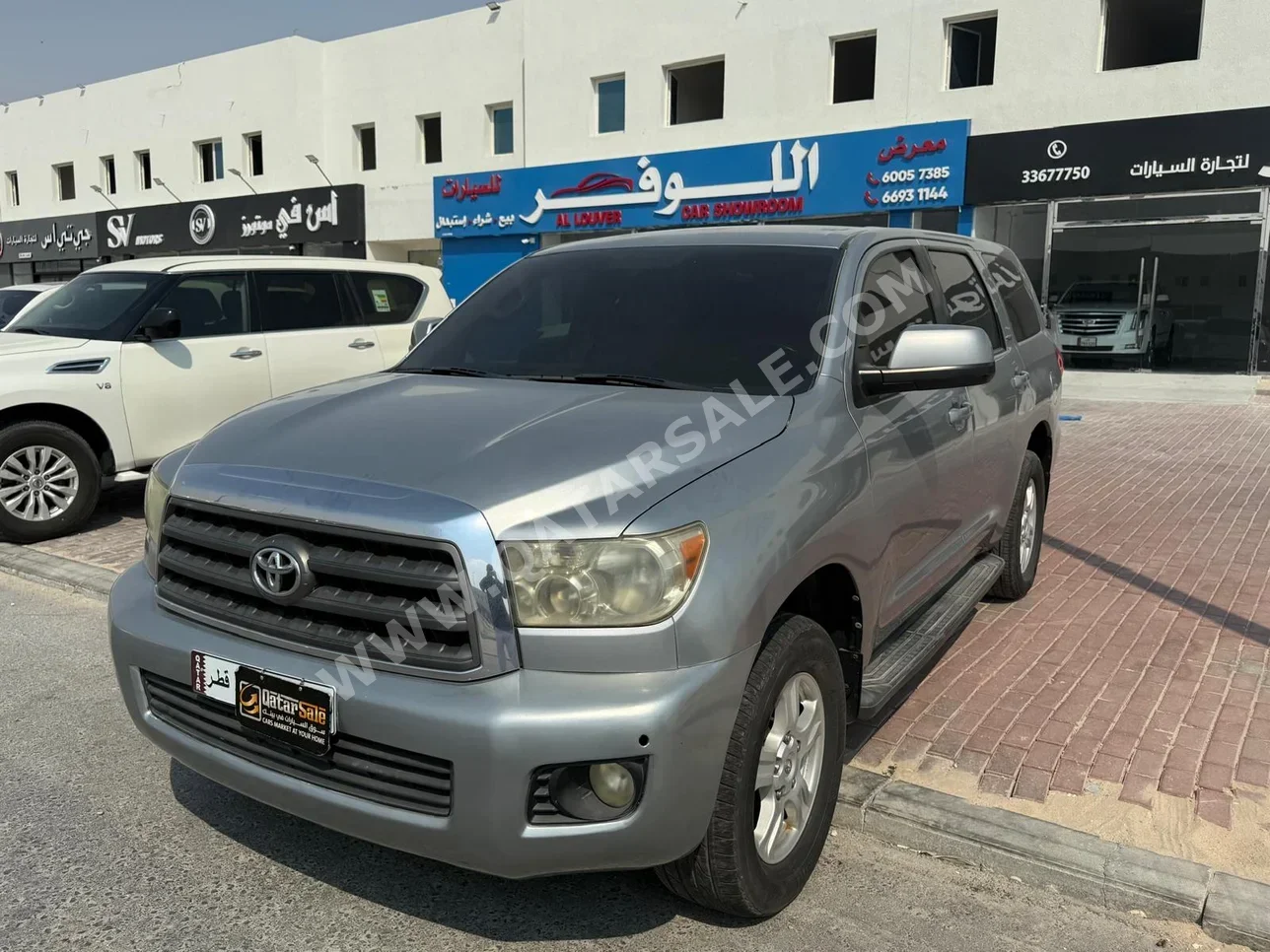 تويوتا  سكويا  2015  اوتوماتيك  390,000 كم  8 سلندر  دفع رباعي  اس يو في  فضي