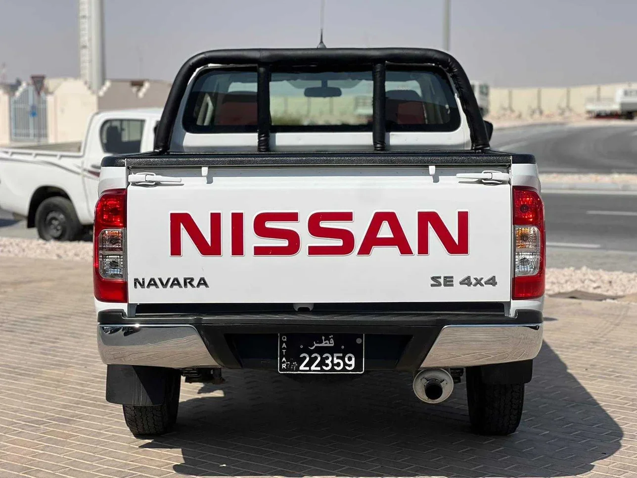Nissan  Navara  SE  2020  Manual  166,000 Km  4 Cylinder  Rear Wheel Drive (RWD)  Pick Up  White