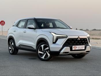 Mitsubishi  XForce  2025  Automatic  0 Km  4 Cylinder  Front Wheel Drive (FWD)  SUV  Dark Red  With Warranty