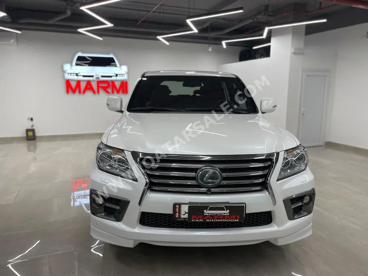 لكزس  ال اكس  570 اس  2015  اوتوماتيك  132,000 كم  8 سلندر  دفع رباعي  اس يو في  أبيض