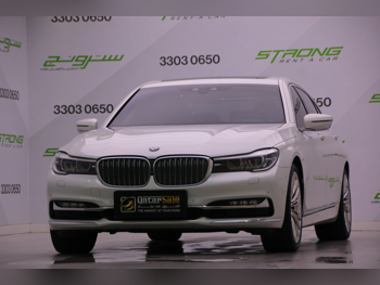 بي ام دبليو الفئة - السابعة 730 Li 2018 اوتوماتيك 73,000 كم 4 سلندر دفع خلفي سيدان أبيض تحت الضمان