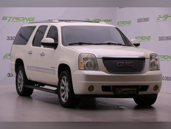 GMC Yukon Denali 2010 Automatic 322,000 Km 8 Cylinder Four Wheel Drive (4WD) SUV Pearl